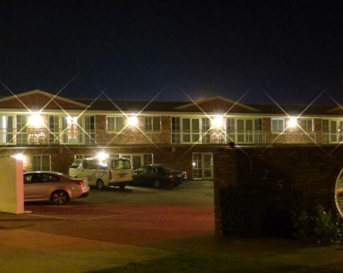 Alexandra Heights Motel Exterior foto